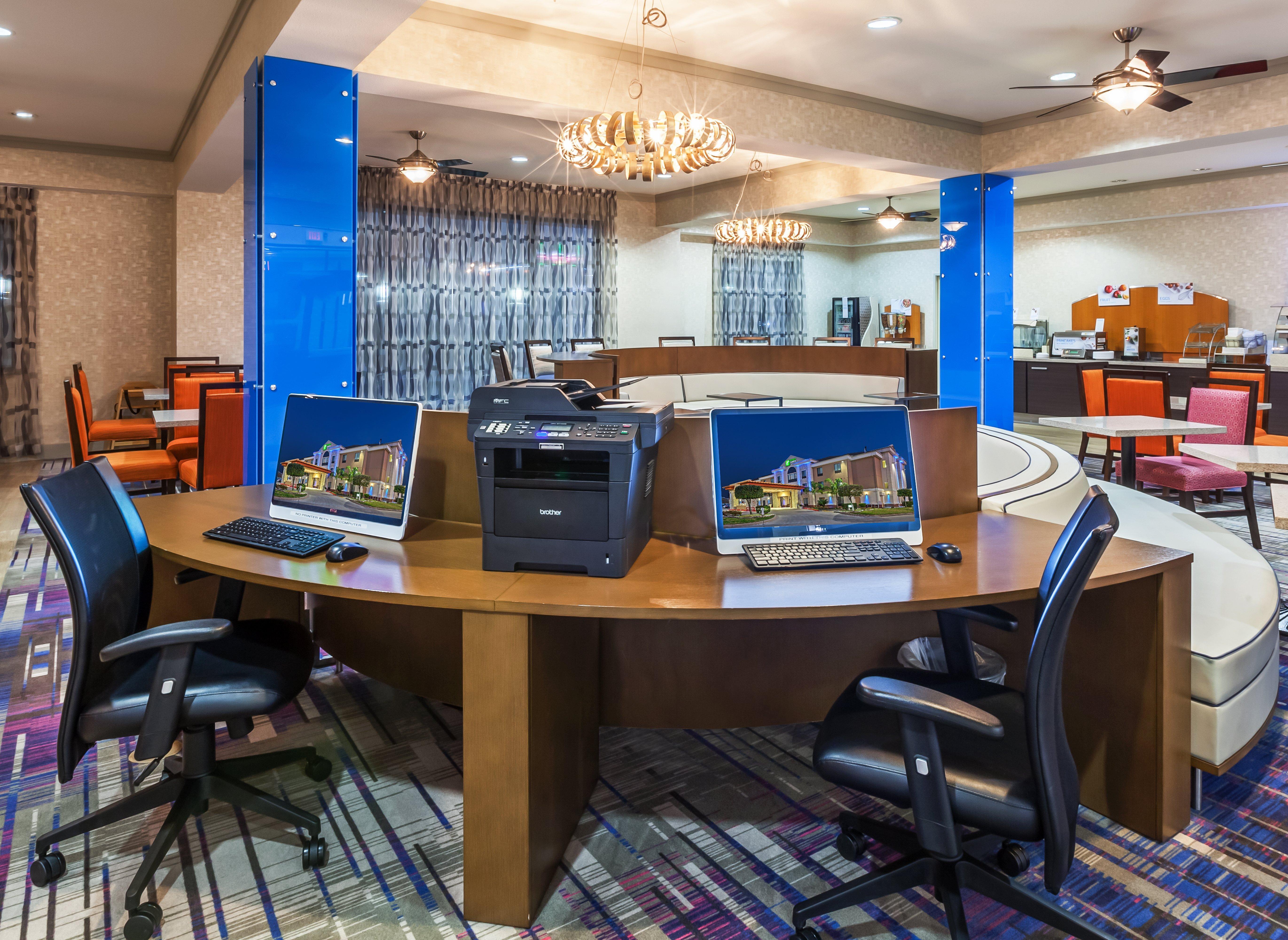 Holiday Inn Express & Suites Houston East By Ihg Екстер'єр фото
