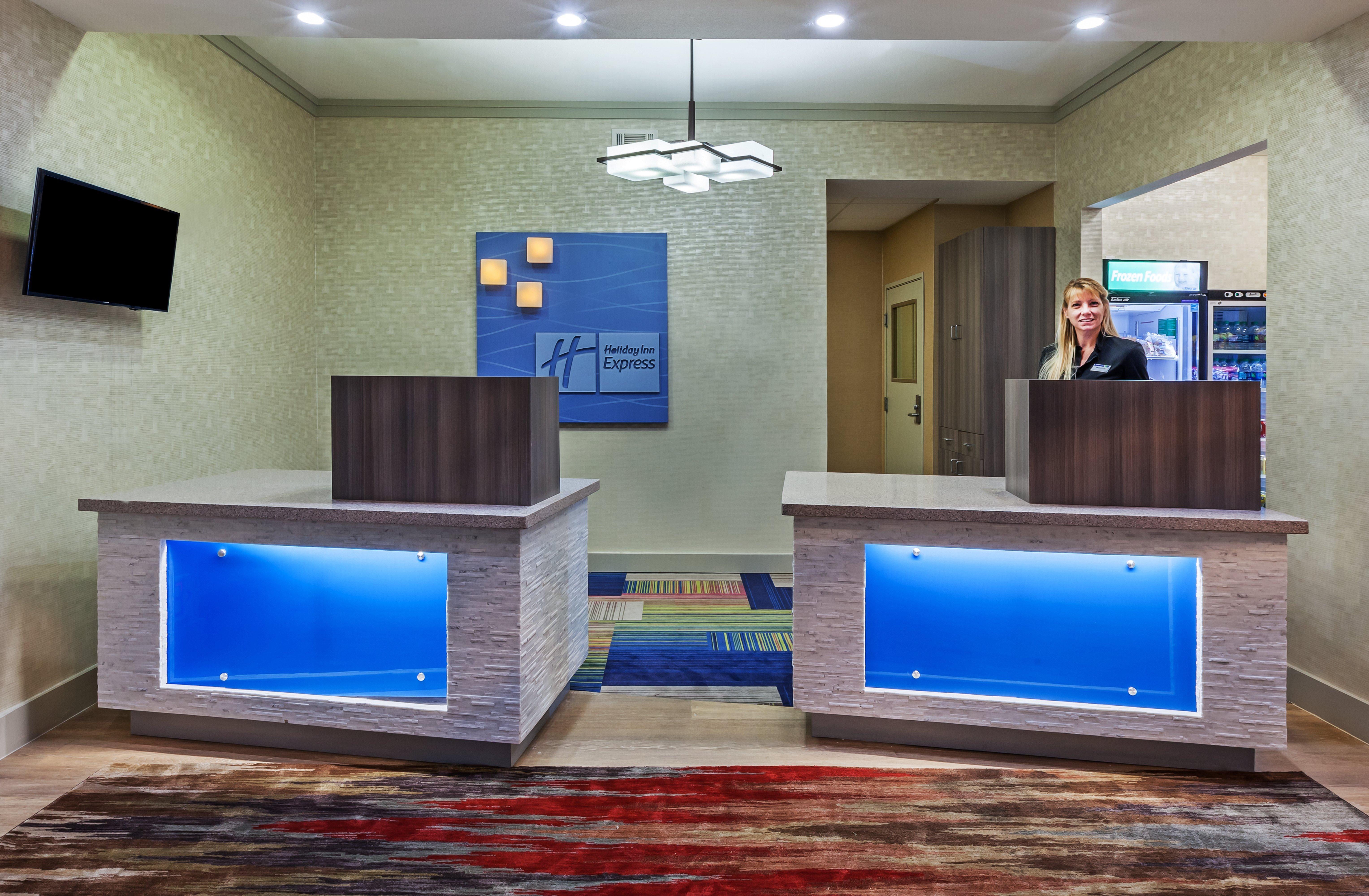 Holiday Inn Express & Suites Houston East By Ihg Екстер'єр фото