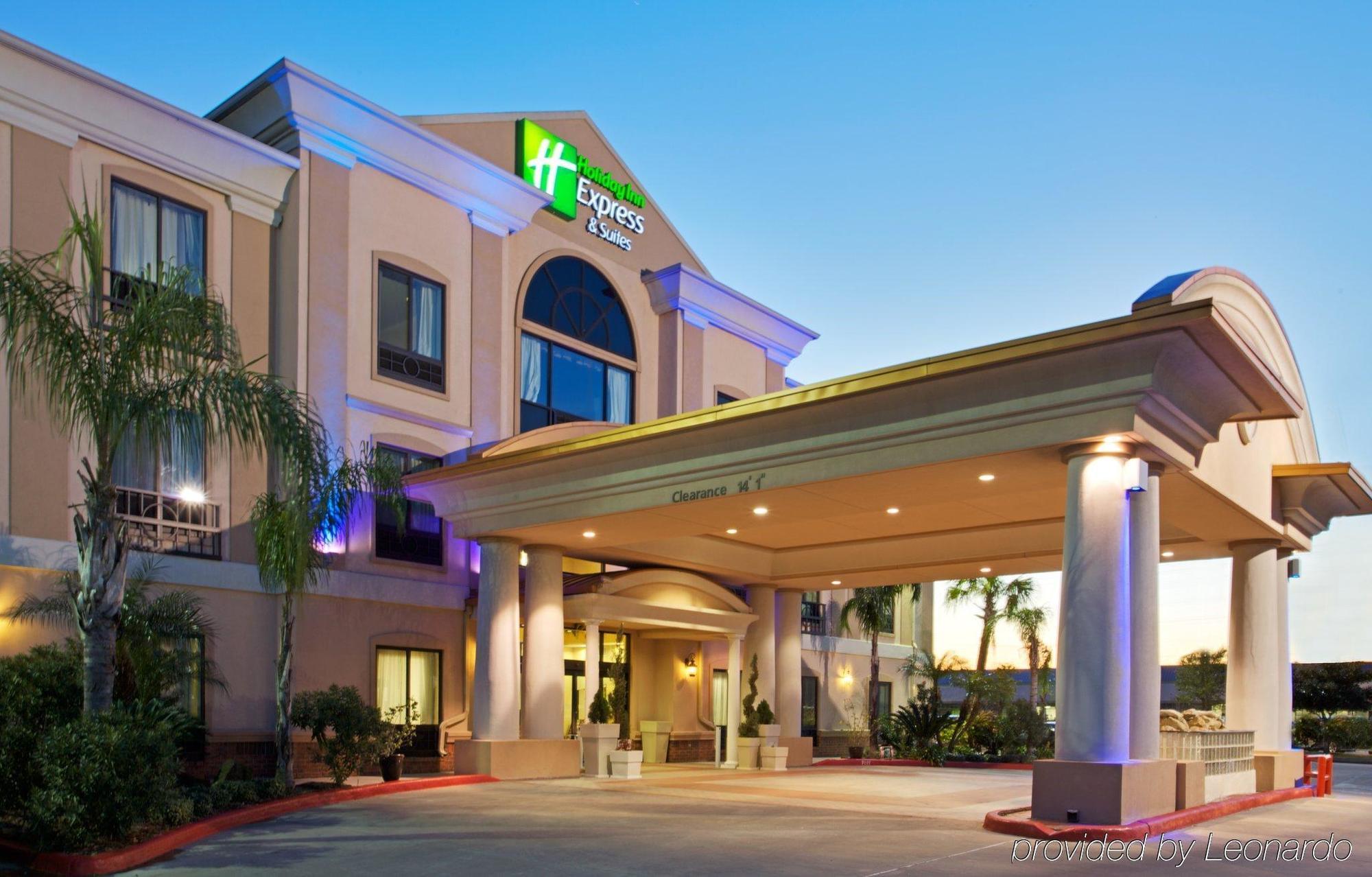 Holiday Inn Express & Suites Houston East By Ihg Екстер'єр фото