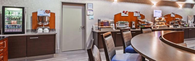 Holiday Inn Express & Suites Houston East By Ihg Екстер'єр фото