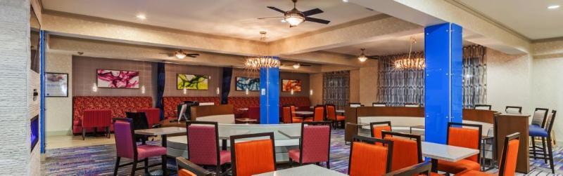 Holiday Inn Express & Suites Houston East By Ihg Екстер'єр фото